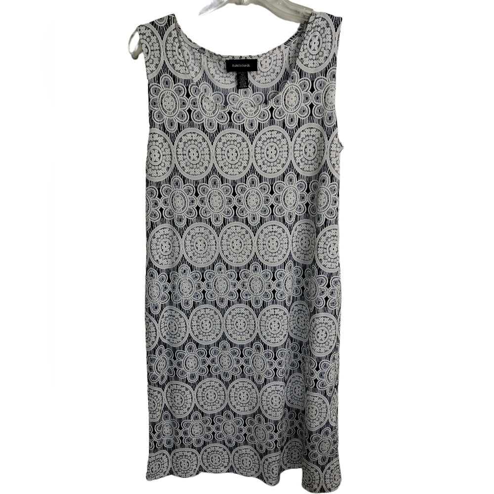 1923) R&M Richards Black White Sleeveless Lace Embellished Dress Size 10